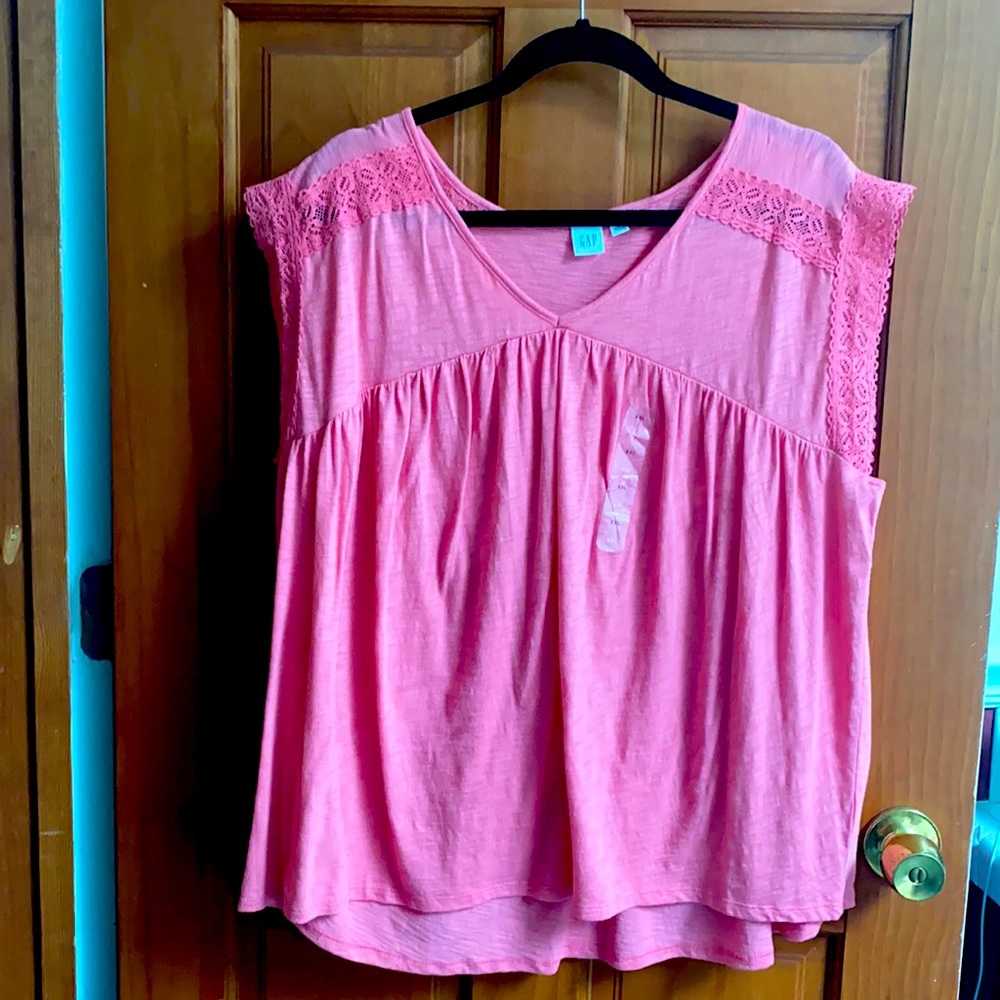 Pink sleeveless top